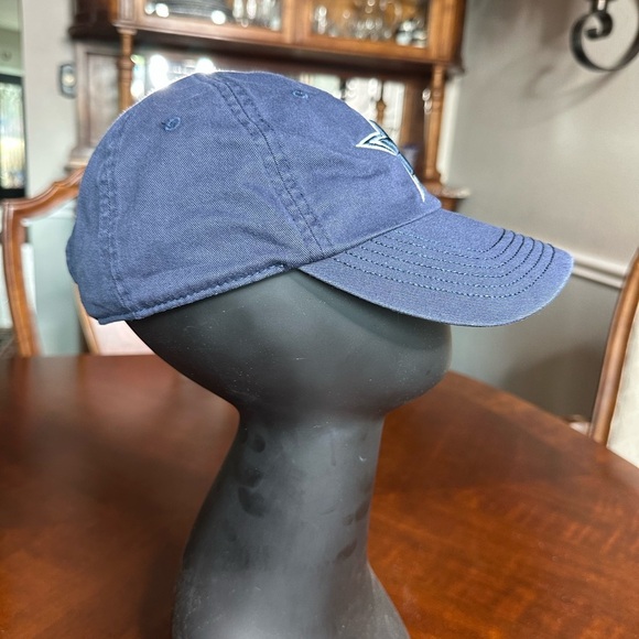 Dallas Cowboys Hall of Fame Blue Star Embroidered Cap - Picture 5 of 7